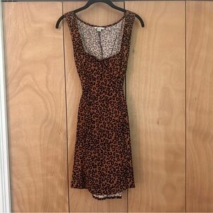 AEO American Eagle Leopard Tie Back Dress Size Small